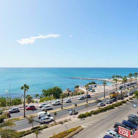 Spacious Beachfront Flat With Sea Views And Private Indoor Parking Benalmádena Exterior photo